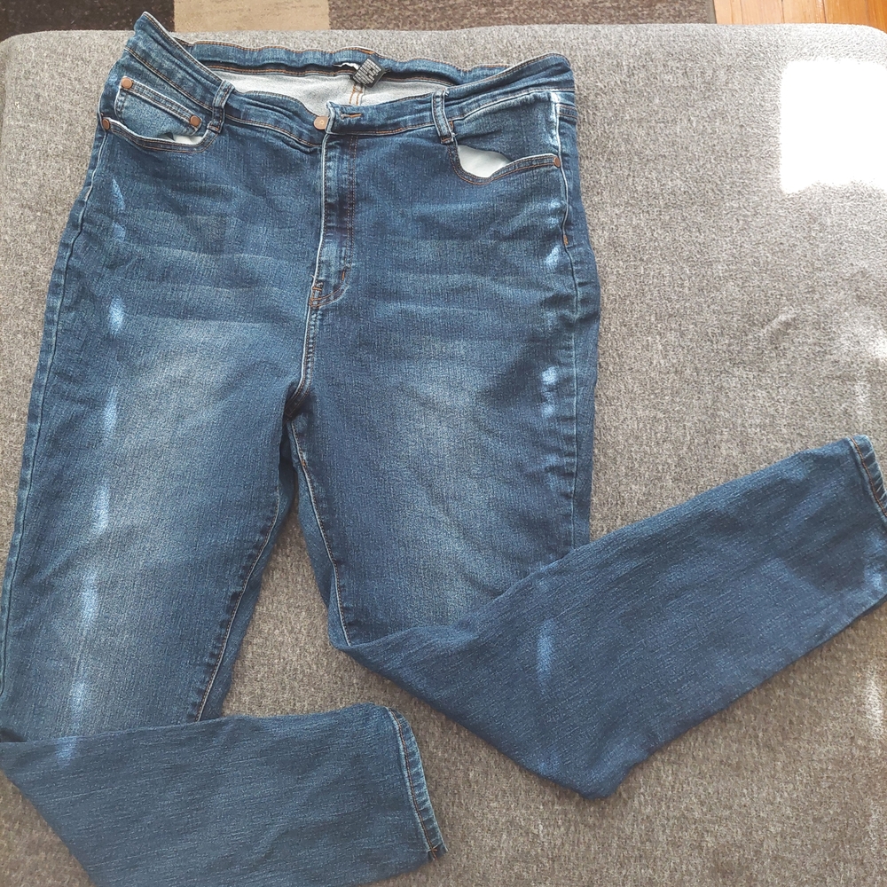 Fashion Nova Blue Skinny‎ Jeans